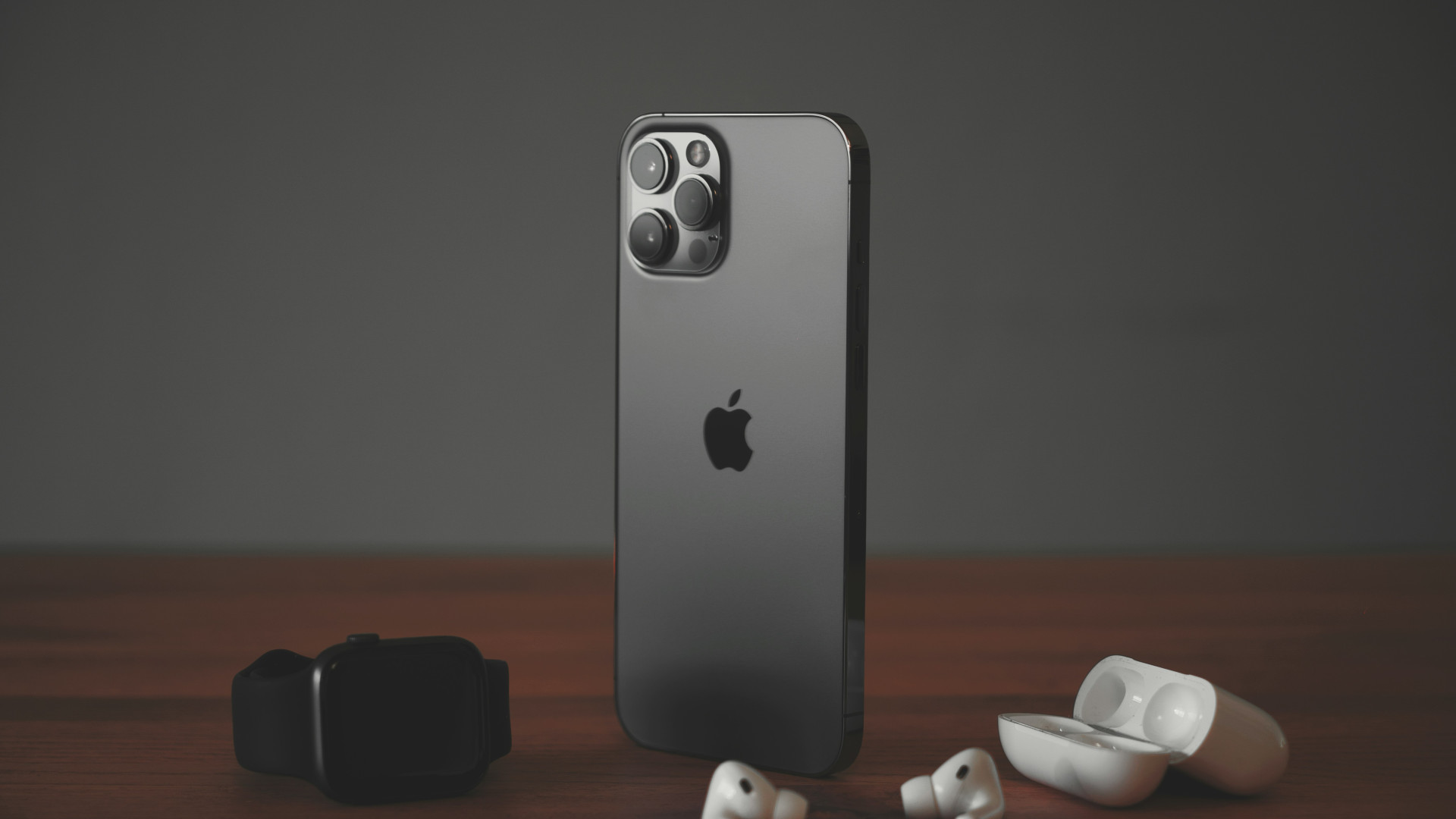 Neuf vs reconditionné : ce qu’il faut savoir avant d’acheter un iphone