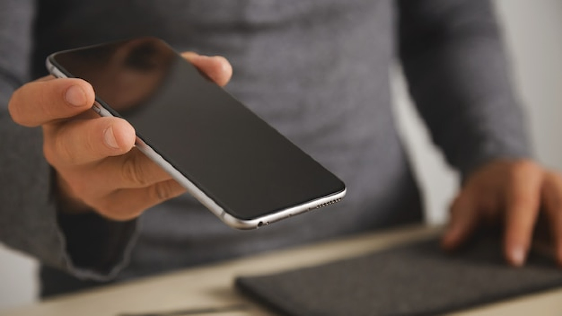 Acheter un smartphone reconditionné : quels avantages financiers ?